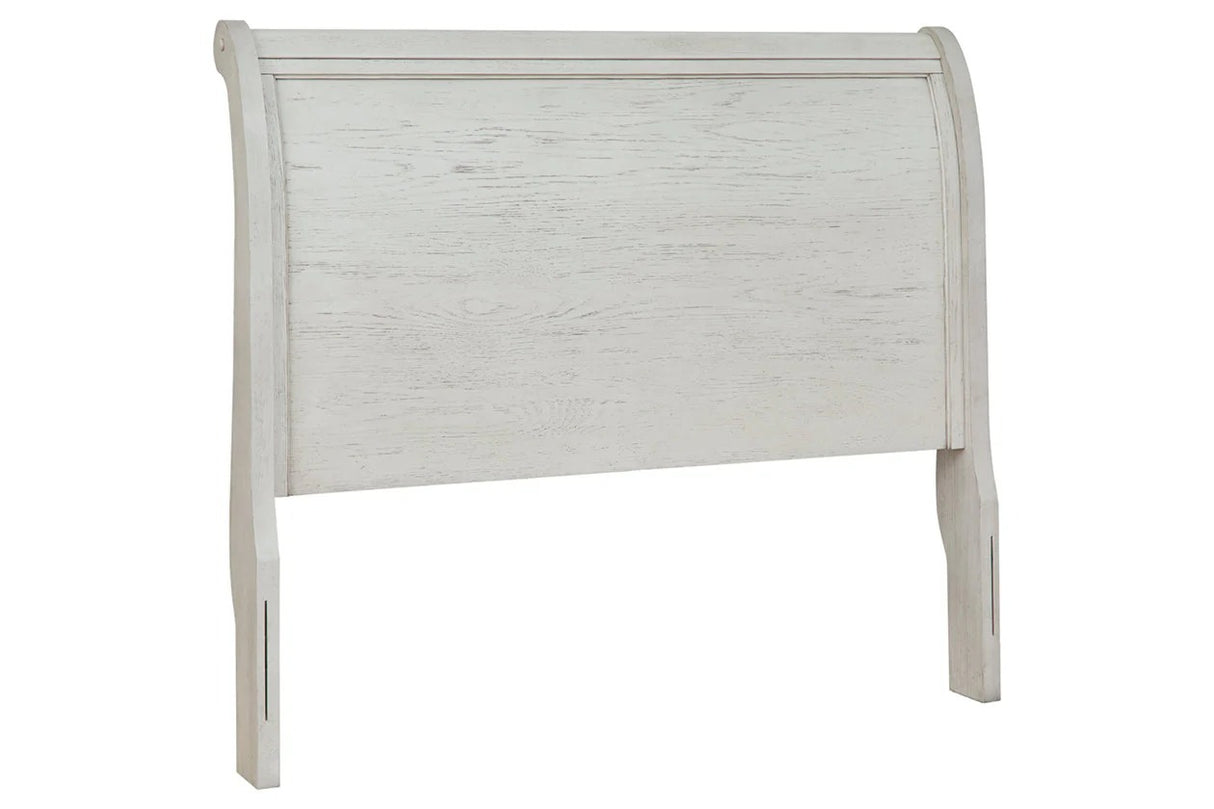 Robbinsdale Antique White Sleigh Storage Platform Bedroom Set