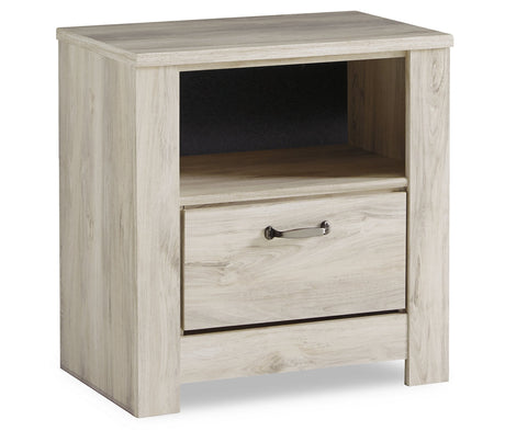 Bellaby King Panel Bed, Dresser, Mirror and 2 Nightstands