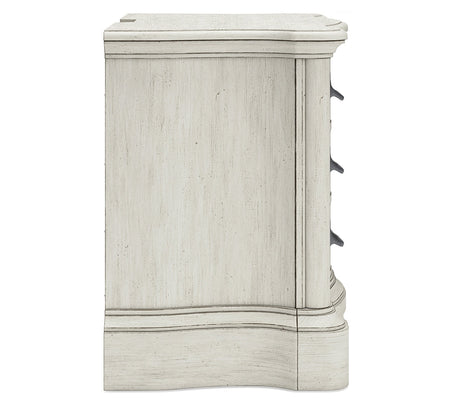 Arlendyne King Panel Bed, Dresser, Mirror, Chest and 2 Nightstands