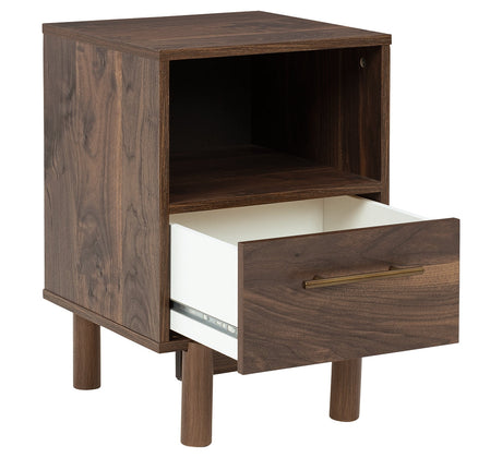 Calverson Queen Panel Platform Bed with Dresser and Nightstand