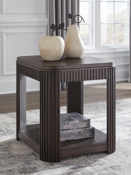 Carlibrie End Table