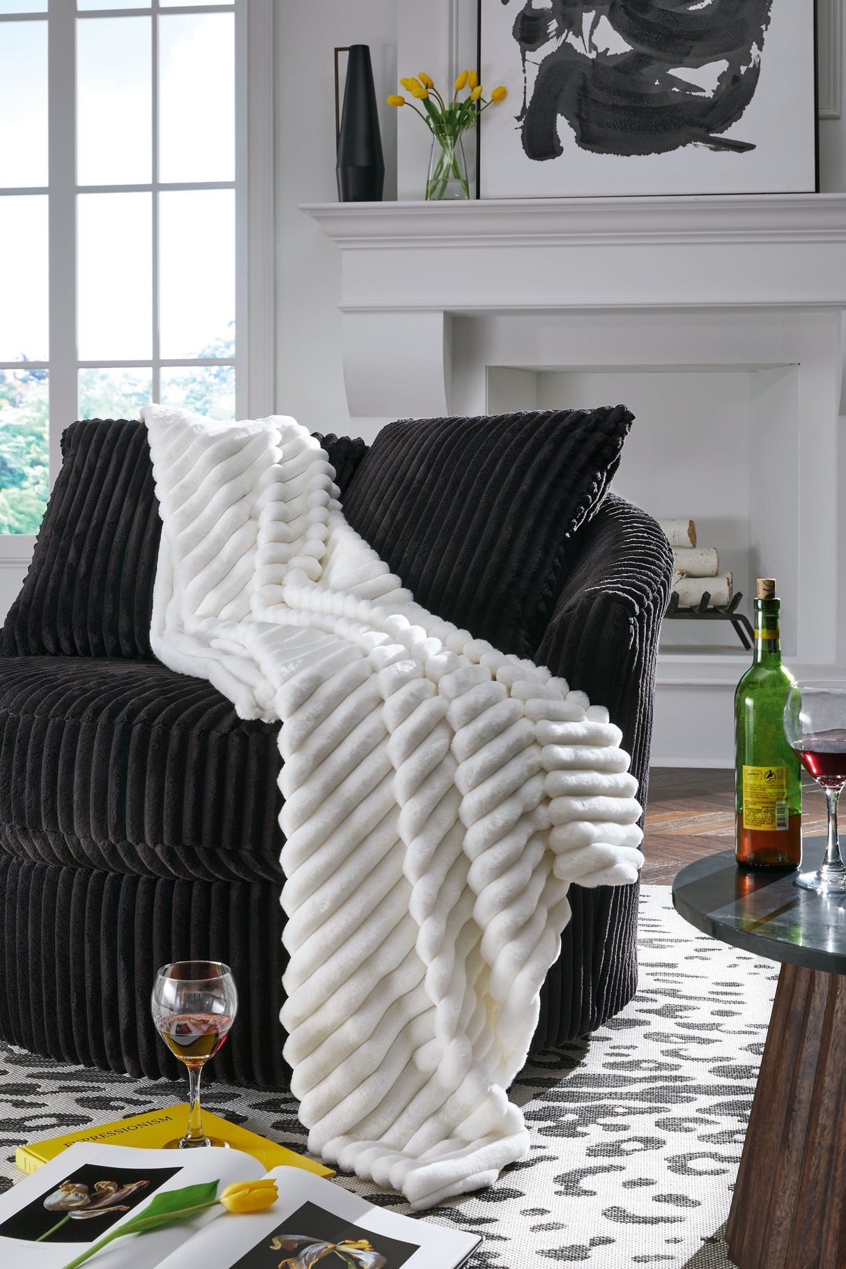 Alsonwell White Throw