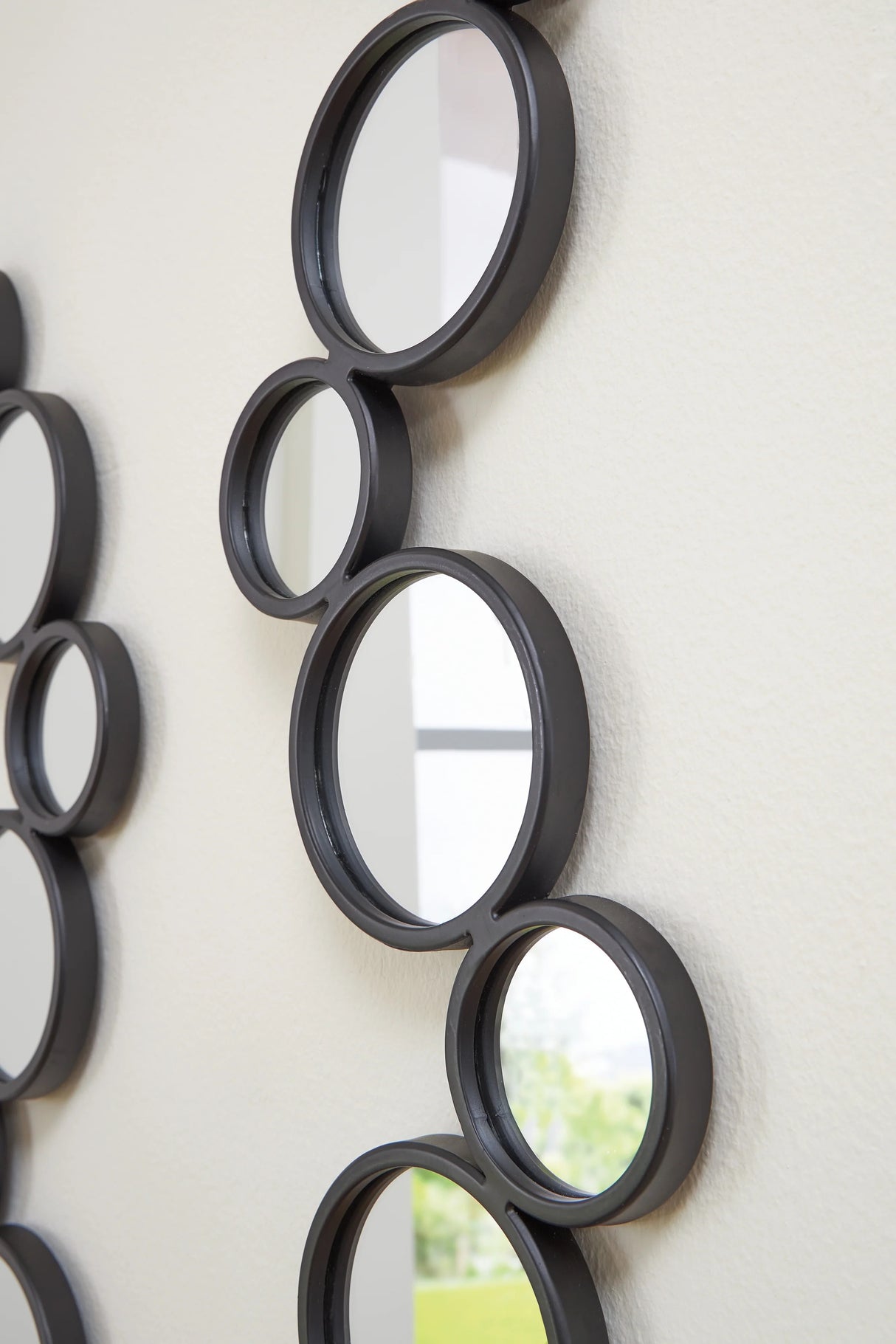 Vinler Black Accent Mirror Set (Set of 2)